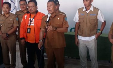 Penyerahan Bantuan Sosial Beras dari Dinsos P3A Kabupaten Ponorogo