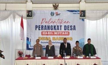 PELANTIKAN PERANGKAT DESA BARENG